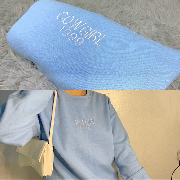 CUSTOM Cowgirl Crewneck - Picture 2 of 5